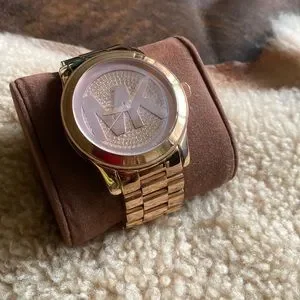 Michael Kors | Accessories | Michael Kors Womens Runway Rose  display picture 1